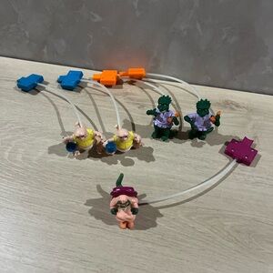 ⭐️Dinosaurs 1992 Burger King Toys – Lot of 5